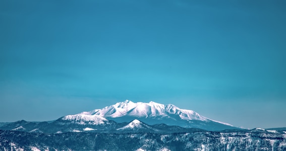 旅行-日本-山-雪山-摩周岳 图片素材
