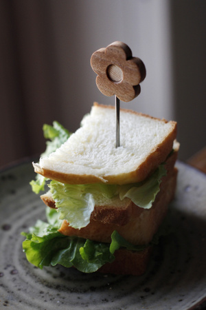 八月你好-图蓝丹-吐司面包-美食汇-生活仪式感 图片素材