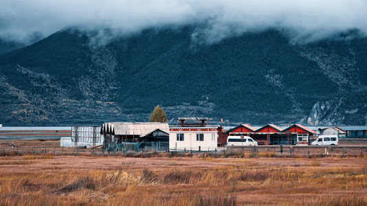 迪庆藏族自治州-旅游-风景-建筑-房子 图片素材