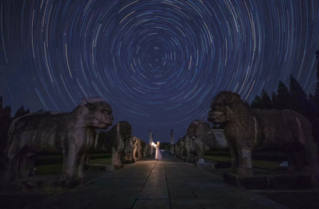 中国元素-旅行-人物-星轨-星空 图片素材