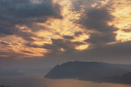 天空-阳光-水面-风景-风光 图片素材
