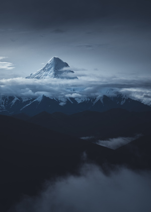 贡嘎雪山-云海-薄雾-群山-风光 图片素材