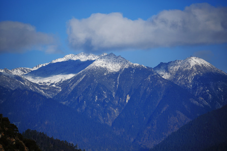 西藏-林芝-雪山-林芝-山 图片素材