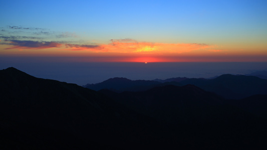 登山-秦岭-太白山-拔仙台-日出 图片素材