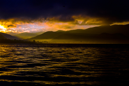 日出-泸沽湖-自然-自然风光-风光 图片素材