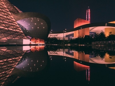 建筑-城市-倒影-深圳-大潮起珠江 图片素材