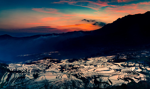 旅途-水墨风-圆形-蓝色-风景 图片素材