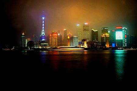 你好七月-人文纪实-现场抓拍-心境-魔都上海 图片素材
