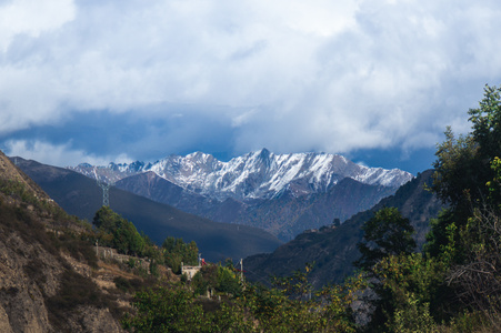 四川-甘孜州-雪山-秋-风光 图片素材