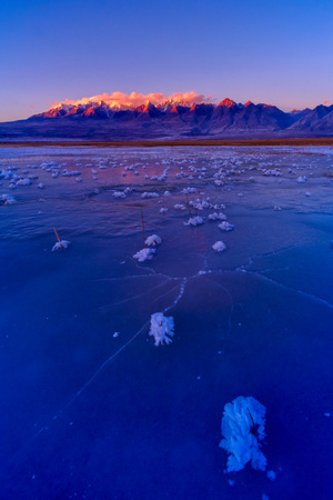 蓝色-旅途-湿地-雪山-昆仑山脉 图片素材