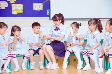 学习-毕业照-童趣-毕业季毕业合影-我要上封面 图片素材