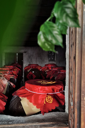 韶关市-华为手机拍摄-坛子-酒坛-酒缸 图片素材