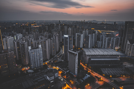 看你的城市-云-夜色-夜景-爬楼党 图片素材