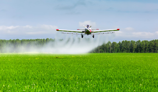 纪实-飞机-喷药-现代化-大农业 图片素材