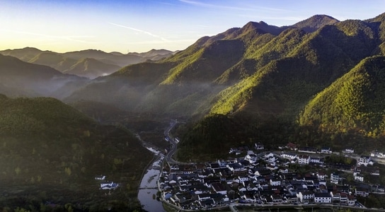 她说-你好秋天-有趣的瞬间-看你的城市-风景 图片素材