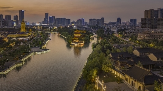 人间百味-70周年风光-看你的城市-70周年城市-70周年摄影大赛 图片素材