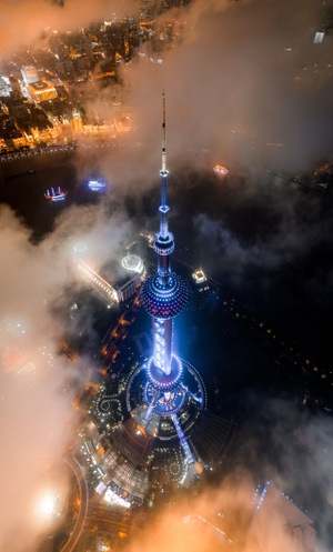 上海市-玲珑世界-城市风光-城市色彩-七工匠 图片素材