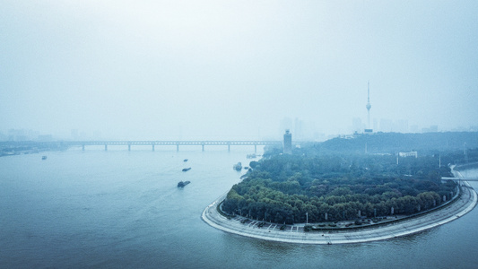 武汉市-街道-长江-雾霾-雾 图片素材