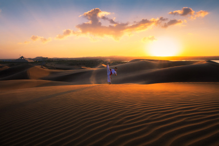 旅行-沙漠-七工匠-玲珑世界-功夫 图片素材