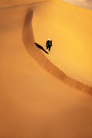 剪影-阿拉善盟-沙漠-在路上-地貌 图片素材