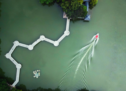 桂林市-宁静-园林-湖-桥 图片素材