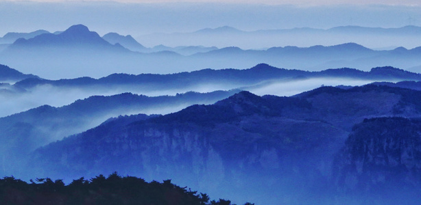 蓝调世界-我要上封面-你好七月-山谷-风景 图片素材