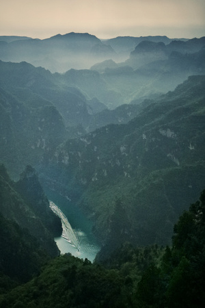 你好七月-华为手机摄影-风景-水域-光影 图片素材