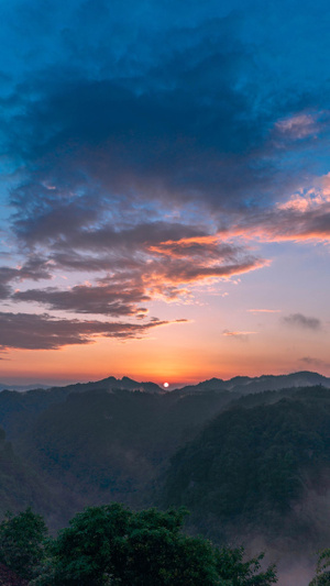 夕阳-日落-太阳-山-云朵 图片素材