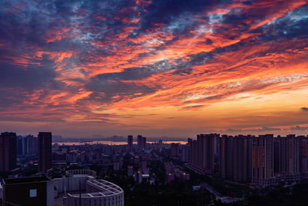 蓝调世界-湛江-经开区-城市天际线-云彩 图片素材