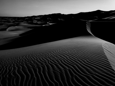 手机-夏天-阿拉善盟-乌兰布和沙漠-沙漠 图片素材