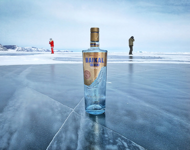 酒-我要上封面-旅行-冰雪-蓝冰 图片素材