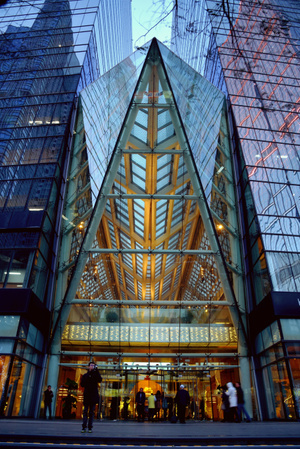 建筑-现代色彩-建筑-商场-高楼 图片素材