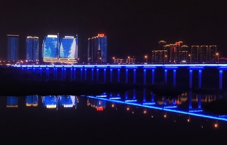 南充市-手机摄影-城市印象-灯光秀-嘉陵江 图片素材