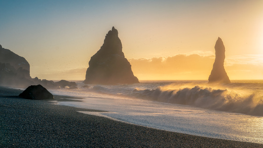 日出-海岸线-黑沙滩-冰岛-风光 图片素材