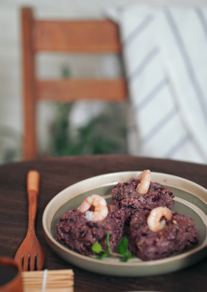 饭团-豆腐-盘子-芦苇-静物 图片素材