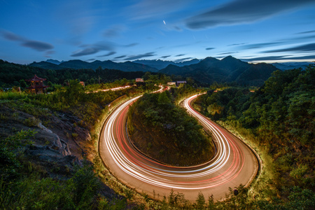 路-巴山云海-夕阳-路-风光 图片素材