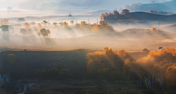 坝上草原-透风沟-风光-晨雾-耶稣光￼ 图片素材