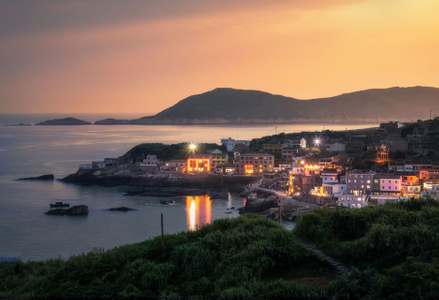 阴天-海岛-渔村-夕阳-风景 图片素材