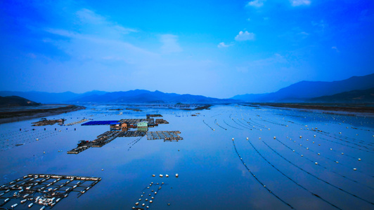 蓝调世界-水面-湖面-风光-风景 图片素材