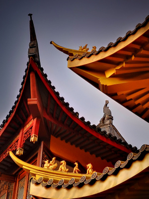 上海市-暗黑-我要上封面-建筑-房檐 图片素材