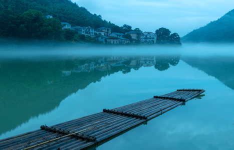 七工匠-光影-时光-视角-风景 图片素材