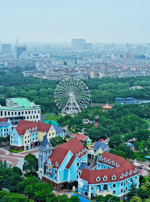 高楼-高视角-手机-你好七月-建筑 图片素材