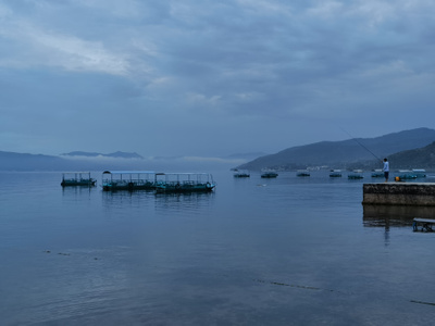 原创-风景-旅游-光影-湖边 图片素材