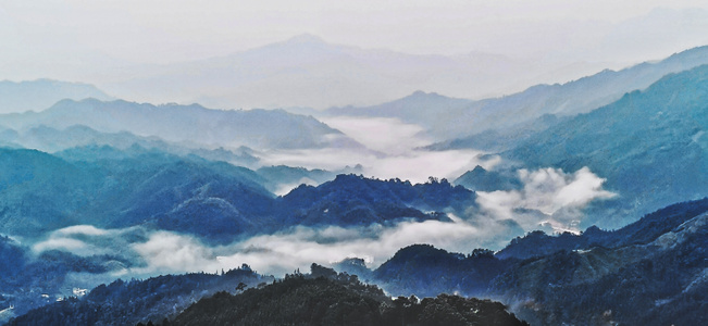 手机拍摄-雾-大山-自然-风景 图片素材