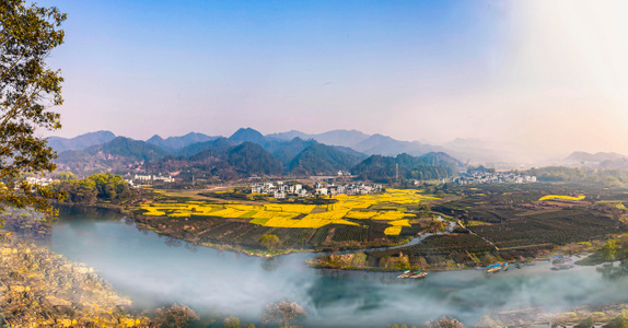 旅行-湖面-电脑传图-你好2020-鸟瞰 图片素材