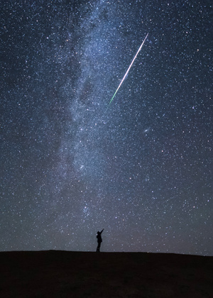 夏季-星空-银河-流星-星空 图片素材