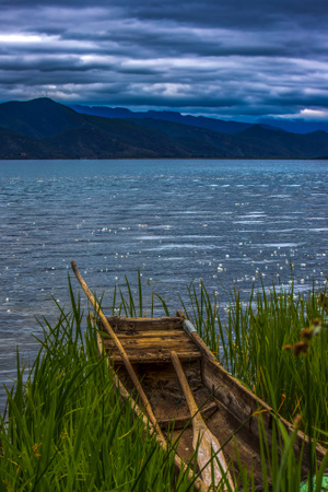 旅拍-风光-你好七月-泸沽湖-小船 图片素材