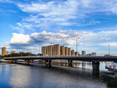 夏天-长春-湖面-水-天空 图片素材