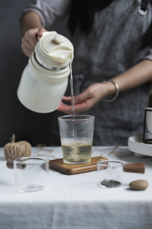 保温壶-下午茶-产品摄影-暗调-饮品 图片素材