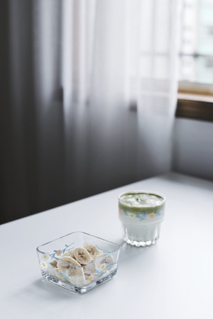 我要上封面-咖啡杯-抹茶拿铁-拿铁-早餐 图片素材